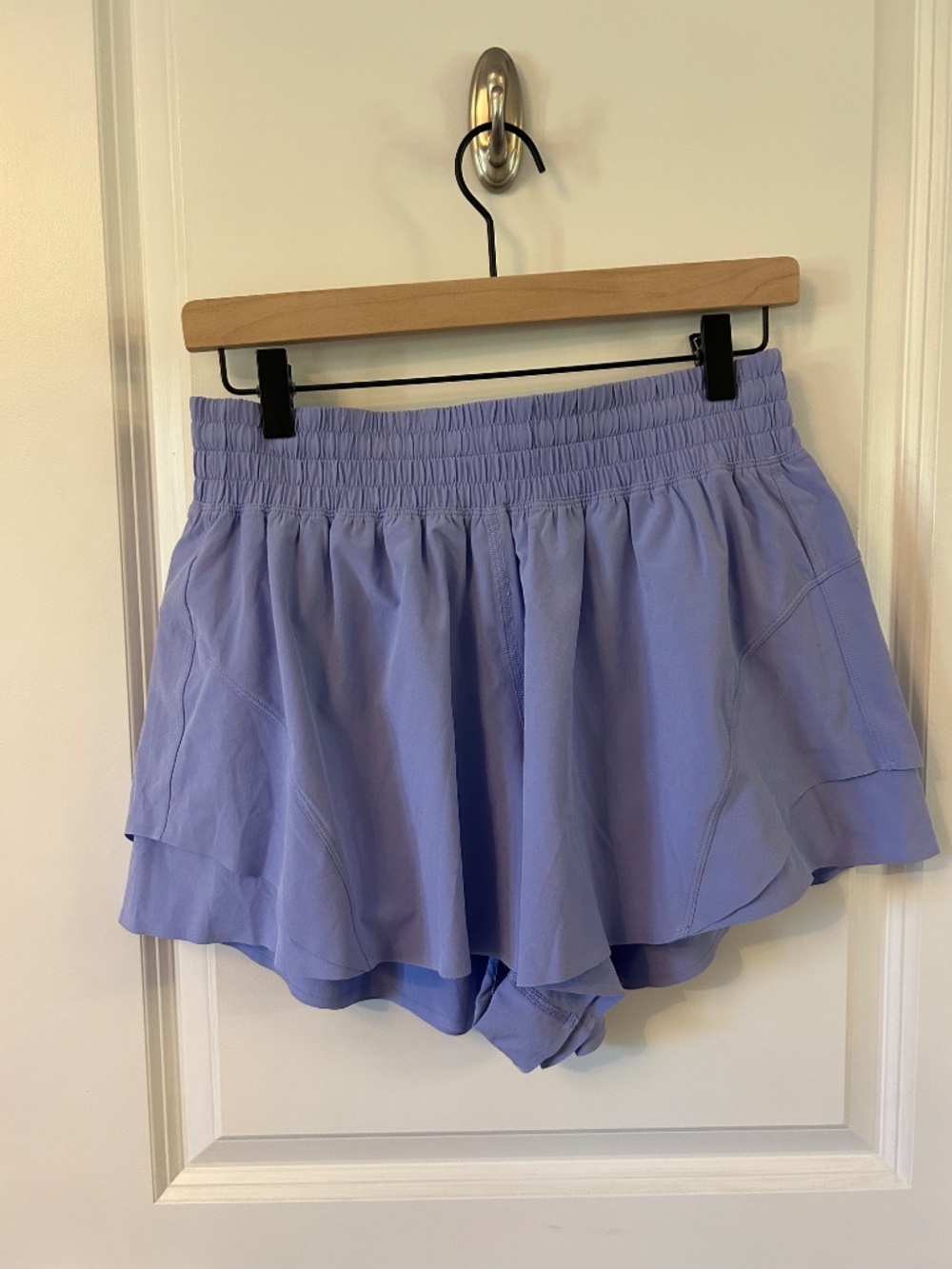 Lululemon Shake It Out High-Rise Running Short 2.5” - Picture 2 of 5